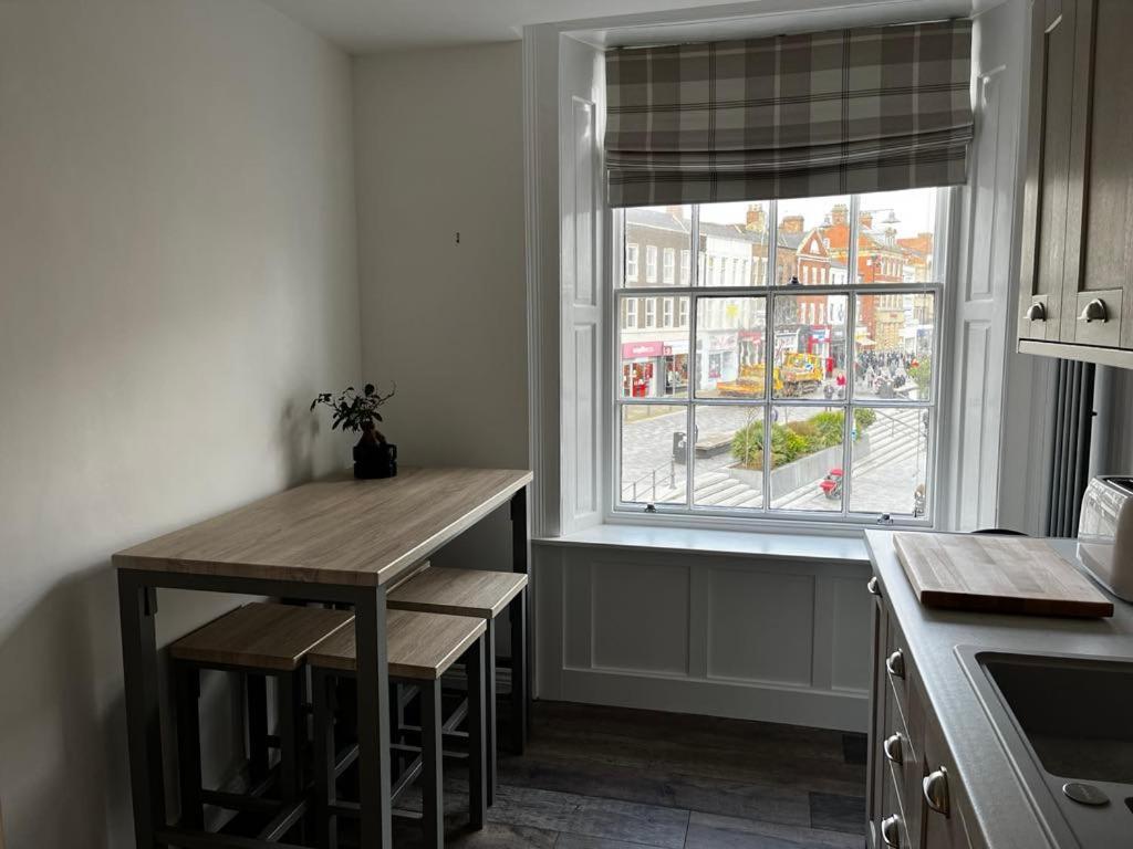 Sterling Stylish 2 Bedroom Central Modern Apartment Darlington  Buitenkant foto